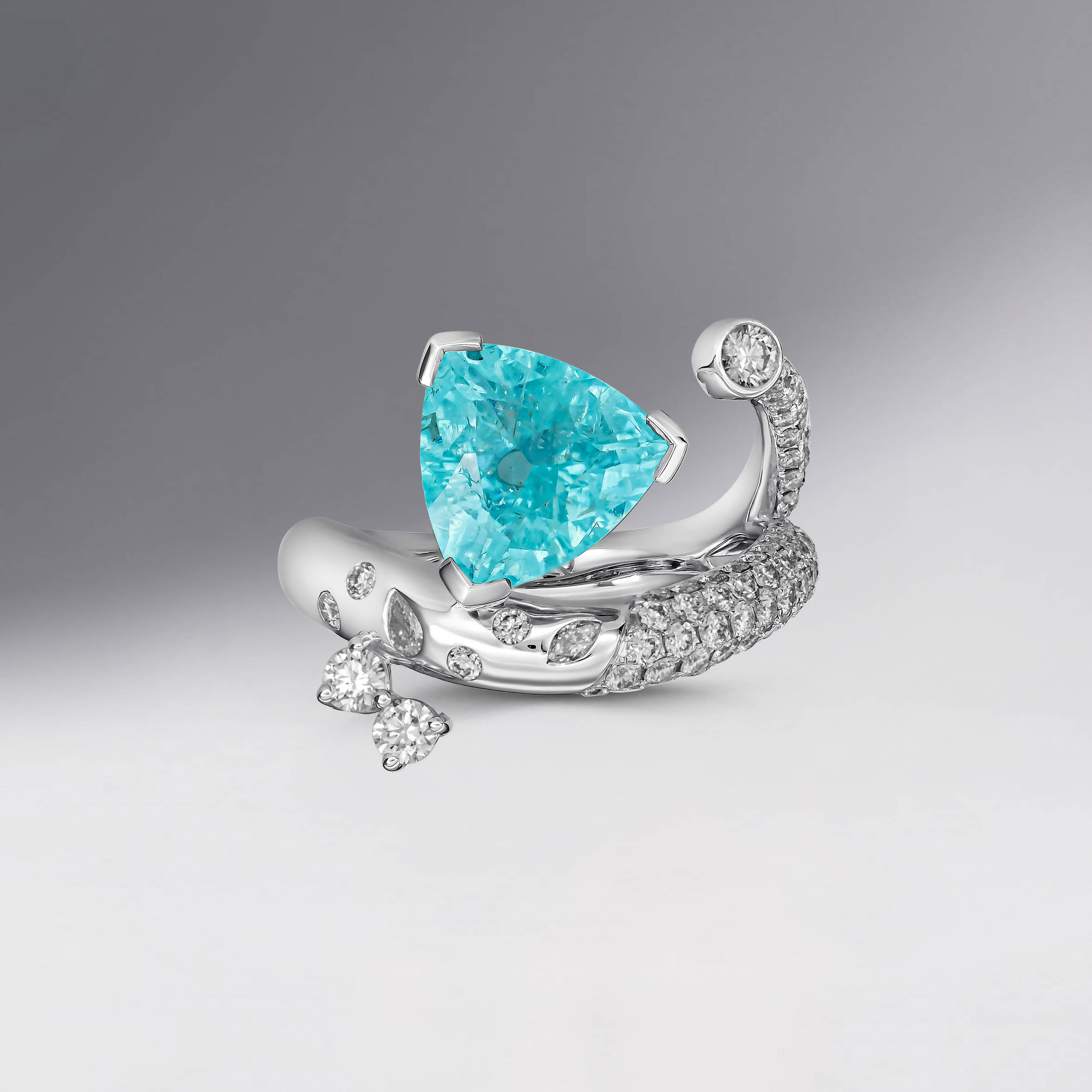 Paraiba Tourmaline Ring — Macro