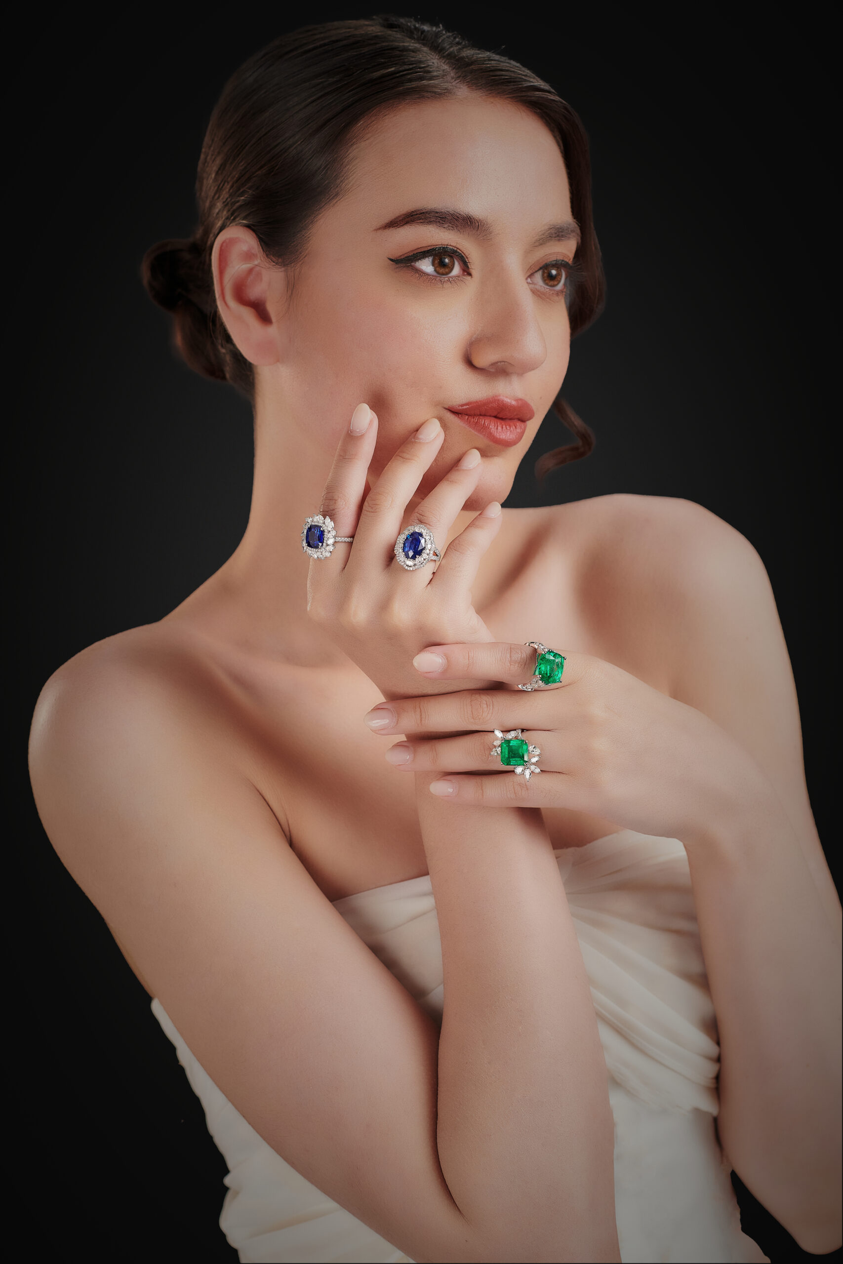 Jewelry Set — jewelry photography by 6Corners Studio, Bangkok